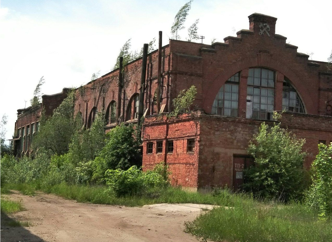 Заводы в великих луках. ЛРЗ Великие Луки завод. Великие Луки паровозоремонтный завод. Великолукский локомотивовагоноремонтный завод. Локомотивный ремонтный завод Великие Луки.