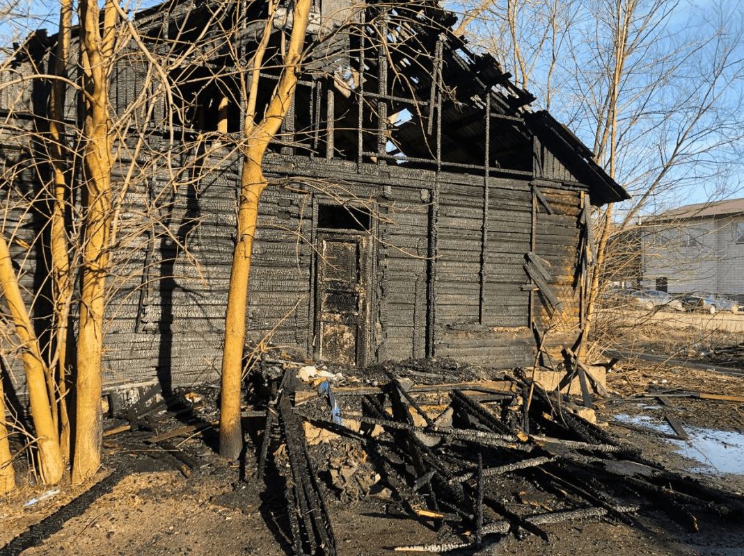 Барак на улице Вокзальной не включен в программу по переселению граждан из  аварийного жилья | 16.05.2023 | Великие Луки - БезФормата